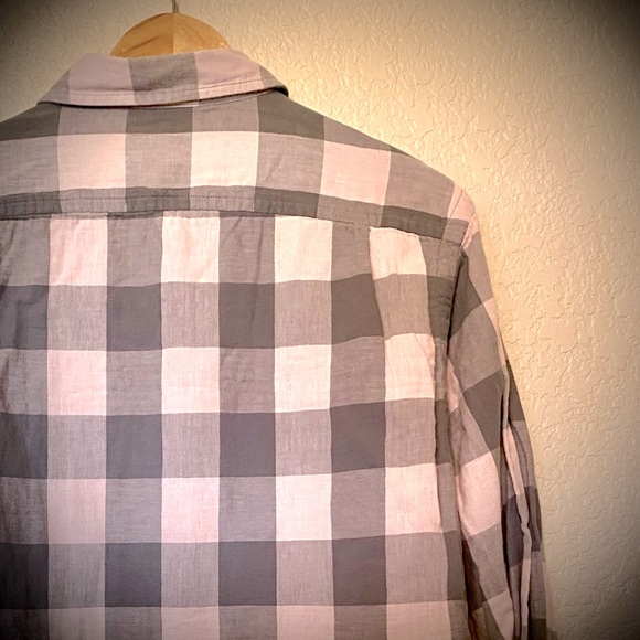 Men’s L long sleeve button down - Picture 3 of 3